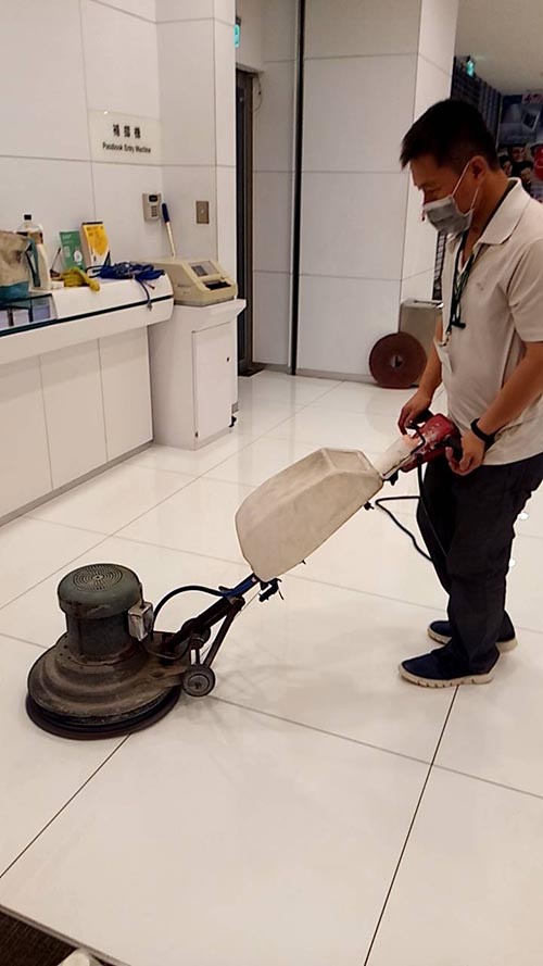 �y���ۧ��M�~�O�i-�ɴ��۴���