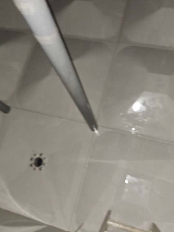 �y��ù�F���~����